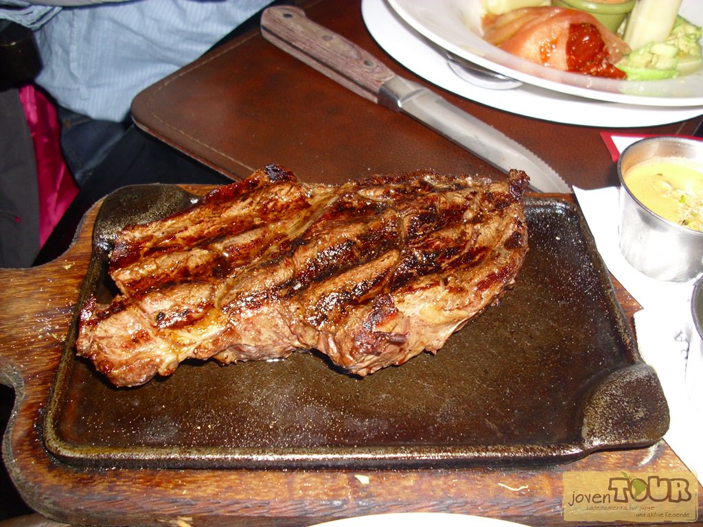 Ein saftiges Steak gehört zu jeder Argentinienreise dazu